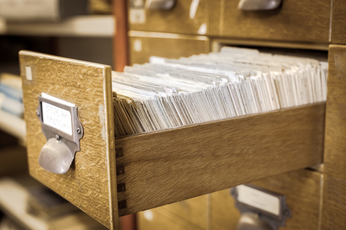 Thu thập tài liệu lưu trữ vào Lưu trữ lịch sử